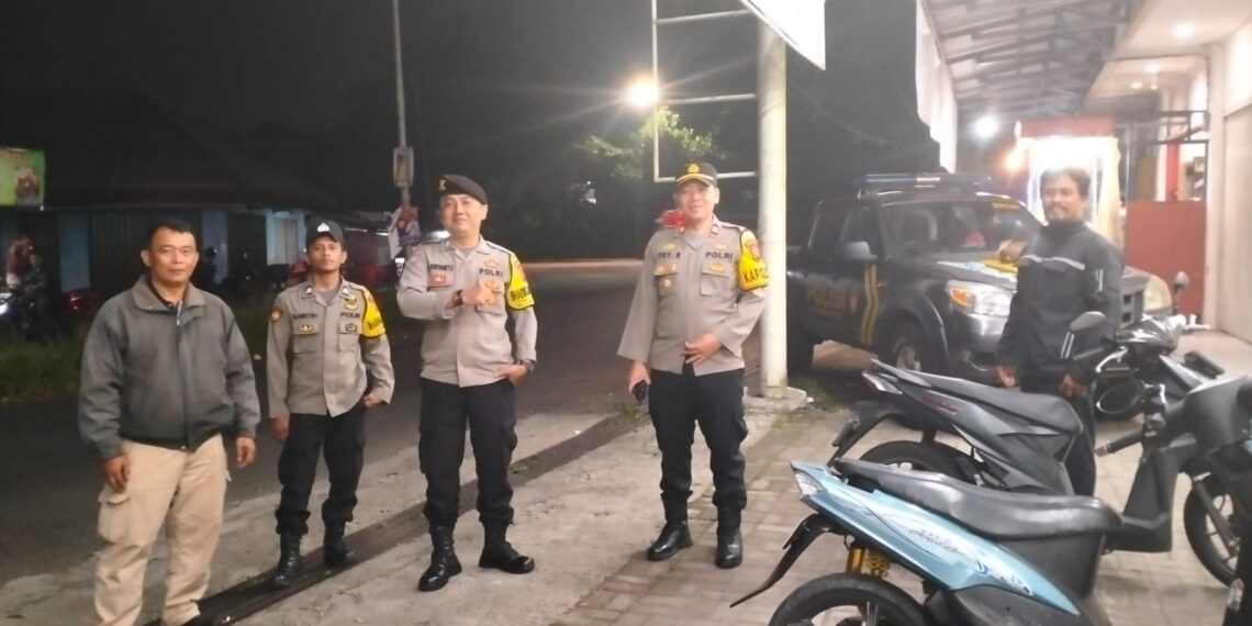 Kapolsek Kebonpedes Pimpin Kegiatan Rutin Yang Ditingkatkan Antisipasi Gangguan Kamtibmas Malam Minggu
