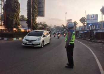 Berikan Pelayanan Prima Kepada Warga, Polsek Sukaraja Laksanakan Gatur Lalin