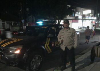 Polsek Kebonpedes Tingkatkan Patroli Malam Guna Mencegah Gangguan Kamtibmas