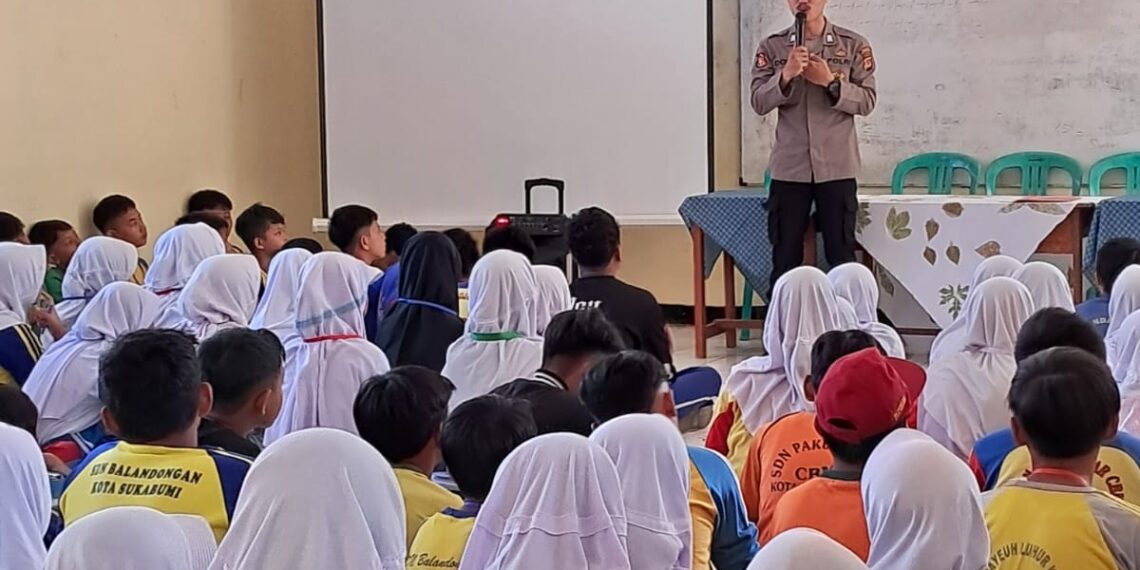 Kanit Binmas Polsek Citamiang Menjadi Narasumber MPLS