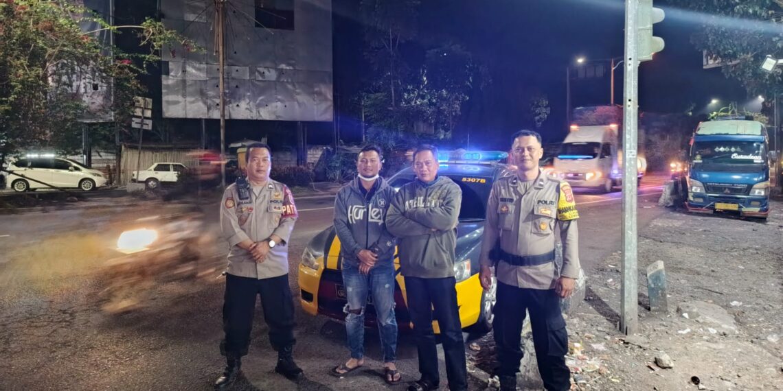 KRYD Patroli malam. Polsek Lembursitu berikan rasa aman kepada masyarakat dimalam hari