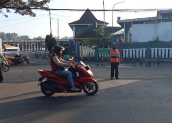 Wujudkan tertib lalulintas. Polsek baros dengan Kemenhub tingkatkan pelayanan gatur pagi