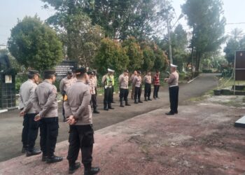 Polsek Warudoyong Gelar Apel Pagi Sebagai Bentuk Kedisiplinan.