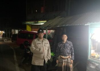 Patroli Malam Polsek Kebonpedes Berikan Rasa Aman Kepada Masyarakat