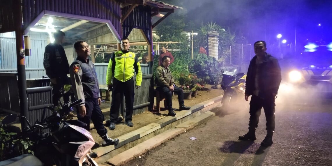 Kapolsek Cikole Pimpin Langsung Giat Patroli KRYD