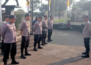Polsek Citamiang Gelar Apel Pagi Sebagai Bentuk Kedisiplinan.