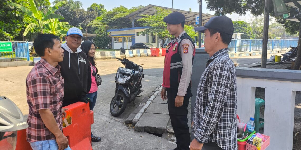 Jalin kemitraan kamtibmas. Patroli 05A  sambangi terminal KH. Ahmad Sanusi Tingkatan Harkamtibmas