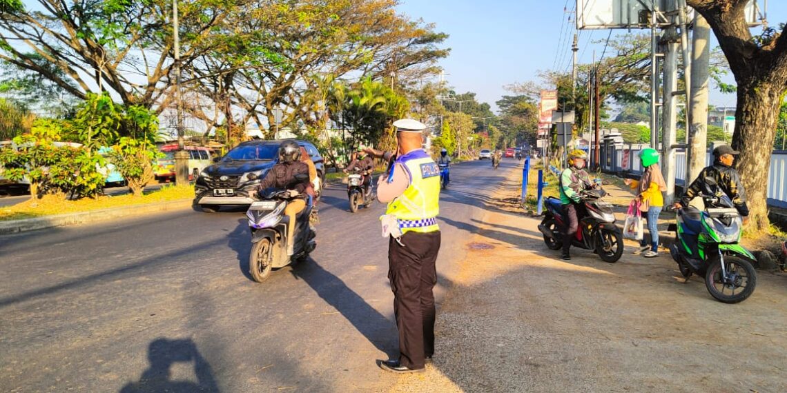 Giat gatur pagi hari, Efektifkan Pelayanan Polri kepada masyarakat