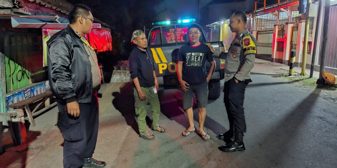 Polsek Kebonpedes Lakukan Himbauan Penggunaan Listrik Yang Dapat Menimbulkan Kebakaran