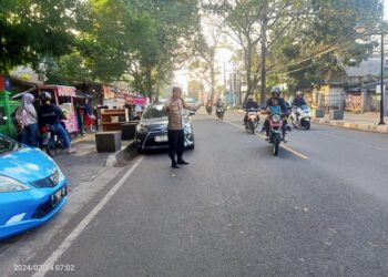 Polsek Gunungpuyuh rutin laksanakan Gatur Pagi, Agar Terciptanya Kamseltibcar Lantas dipagi hari diwilayah hukum Polsek Gunungpuyuh