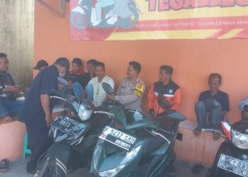 Polsek Lembursitu melaksanakan Giat Silaturahmi kamtibmas dg masyarakat.