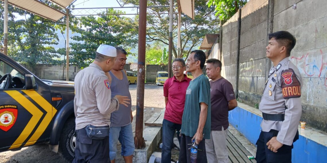 Unit Patroli 07A Polsek Lembursitu melaksanakan Patroli antisipasi Premanisme