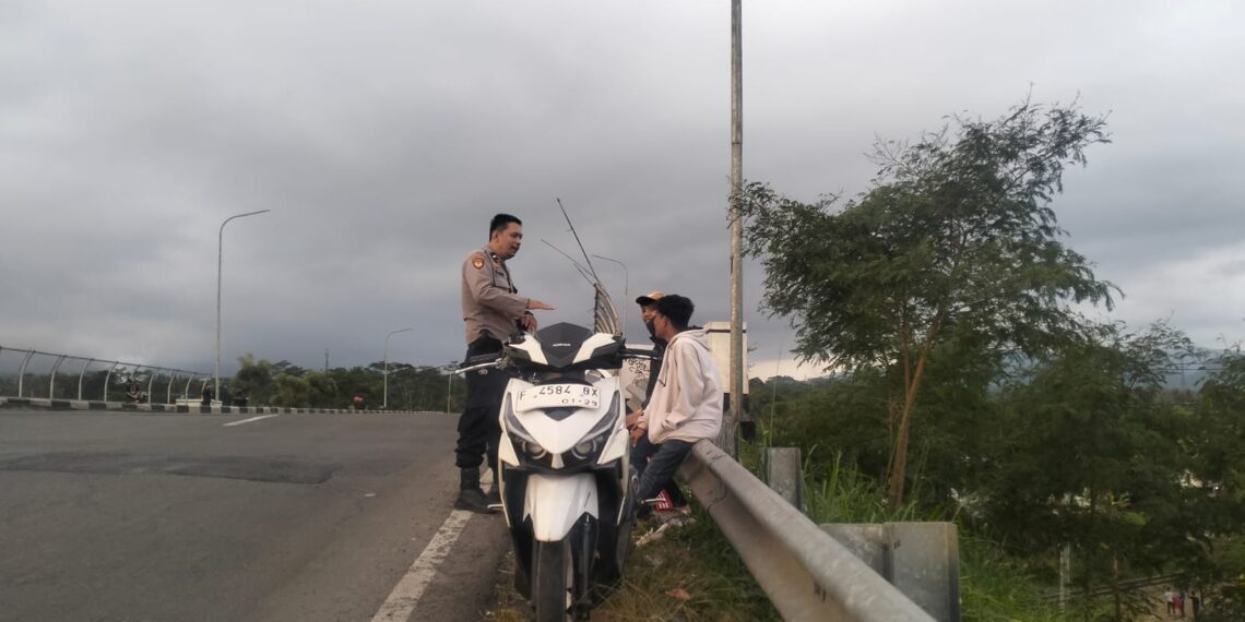 Polsek Cibeureum Polres Sukabumi Kota Laksanakan Patroli Cipkon di sore hari