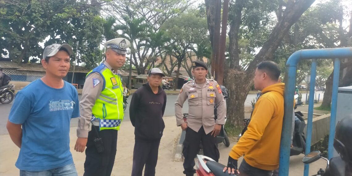 Tingkatkan kesadaran berlalulintas. Polsek baros sosialisasikan Ops. Patuh Lodaya 2024