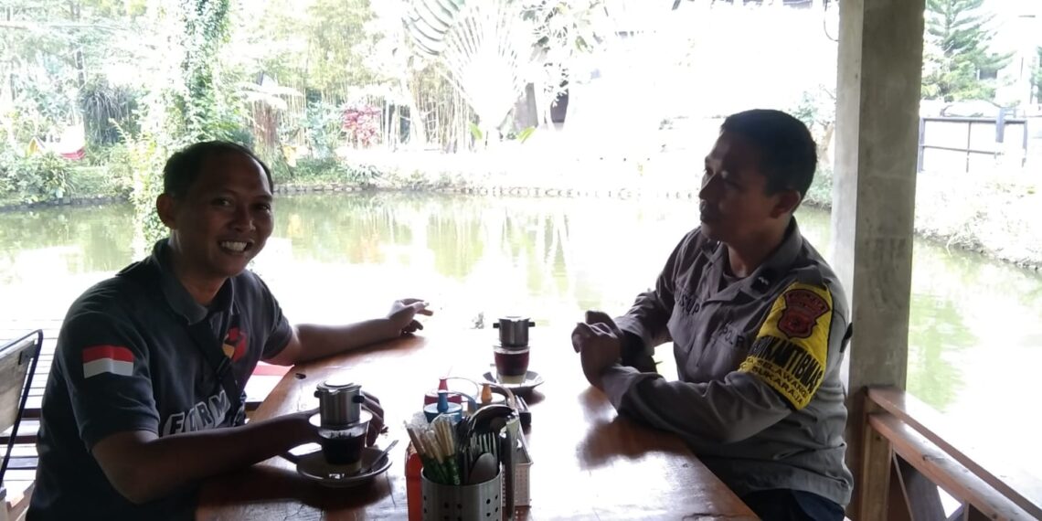 Bhabinkamtibmas Polsek Sukaraja Laksanakan Sambang Ke Warga Setempat