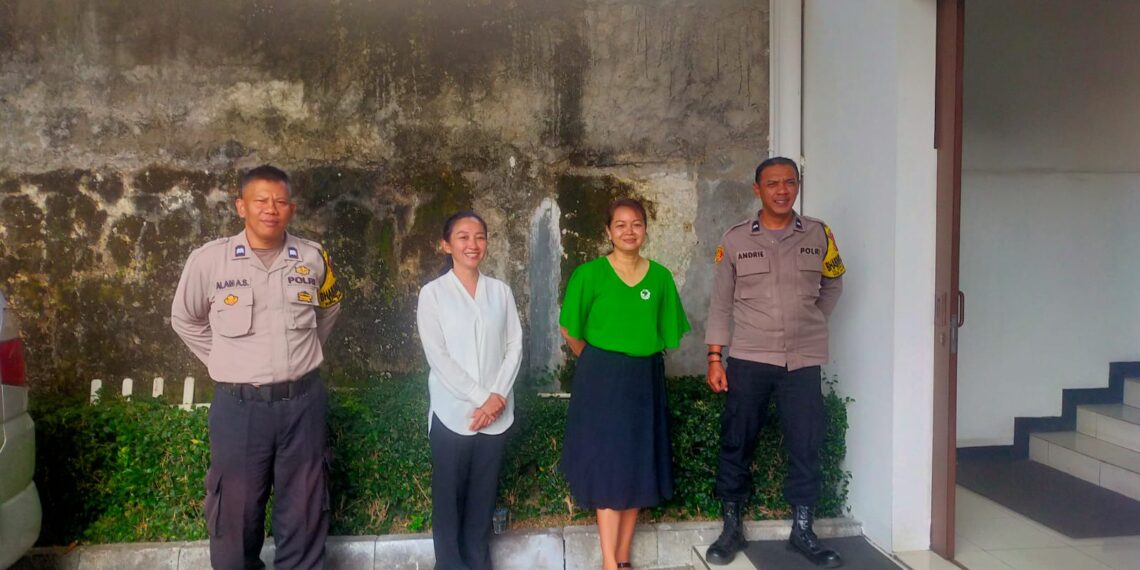Polsek Kadudampit Laksanakan pengamanan gereja GBI indokuring kota sukabumi