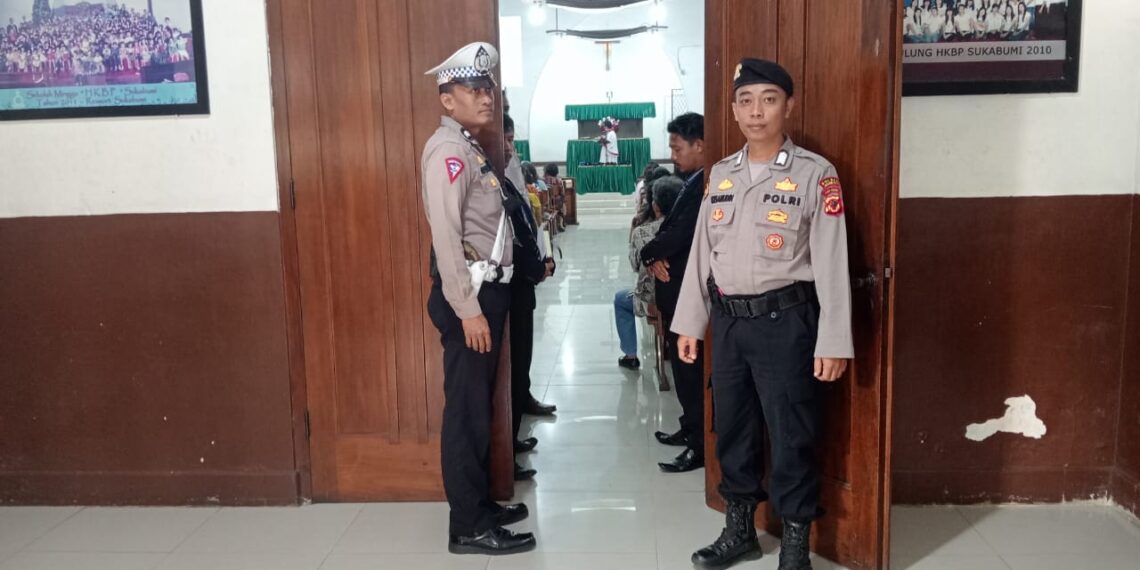Pam Gereja, Sudah Menjadi Rutinitas Anggota Polsek Warudoyong