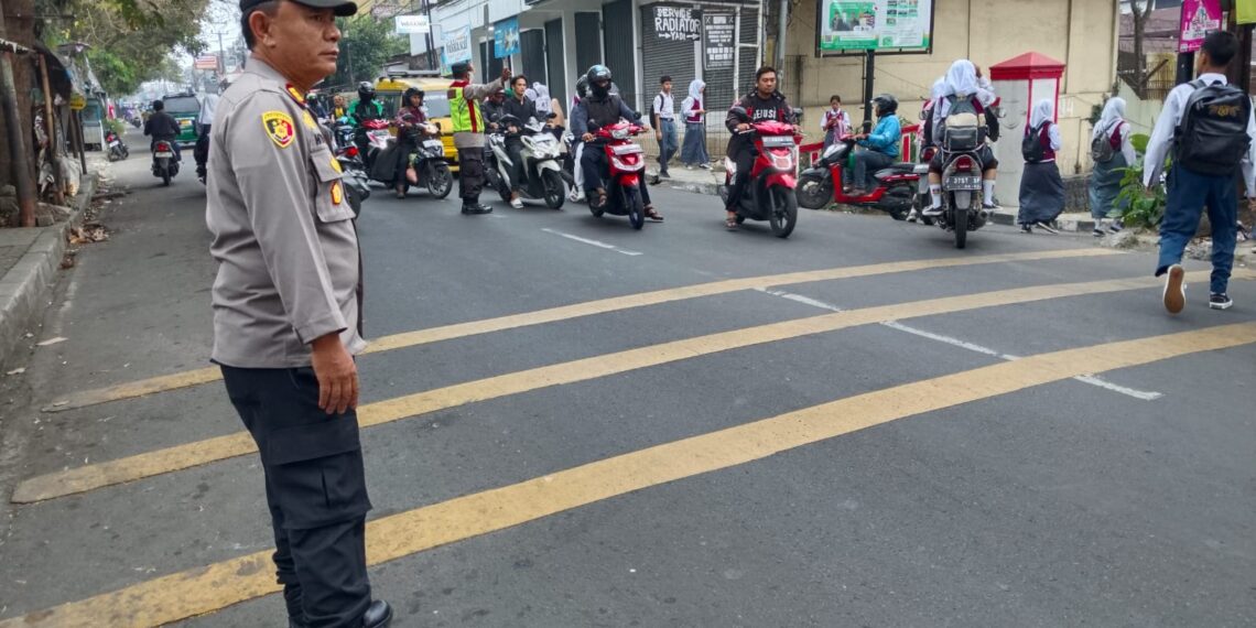 Gatur Pagi Hari, Polsek Citamiang Sebagai Bentuk Pelayanan Kepada Masyarakat
