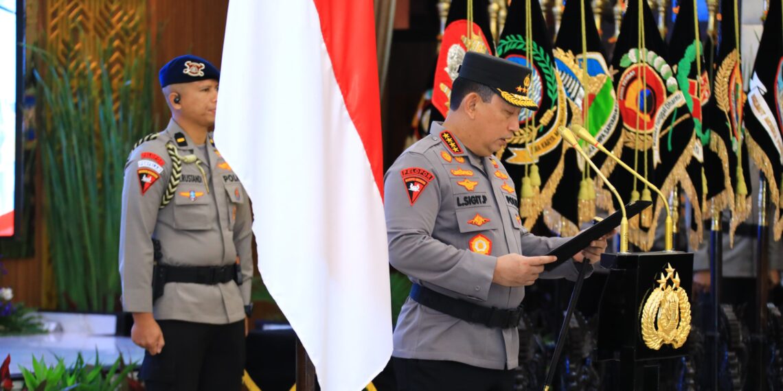 Kapolri Pimpin Upacara Kenaikan Pangkat dan Sertijab Pati Polri, Ada Kadiv Propam dan Sejumlah Kapolda