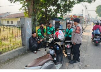 Kunjungi Pangkalan Ojek Online, Anggota Polsek Himbau Pesan Kamtibmas