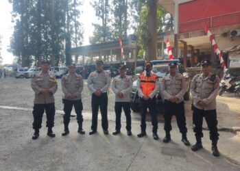 Patroli mobile rutin Polsek Kadudampit untuk mengantisipasi gangguan kamtibmas  di wilayah hukum polsek kadudampit