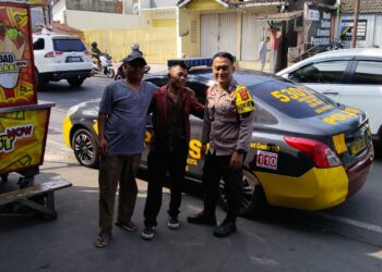 Bhabinkamtibmas Polsek Cikole Laksanakan Sambang Dengan Juru Parkir