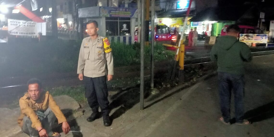Antisipasi Terjadinya Gangguan Kamtibmas Kapolsek Citamiang Gelar Patroli KRYD.