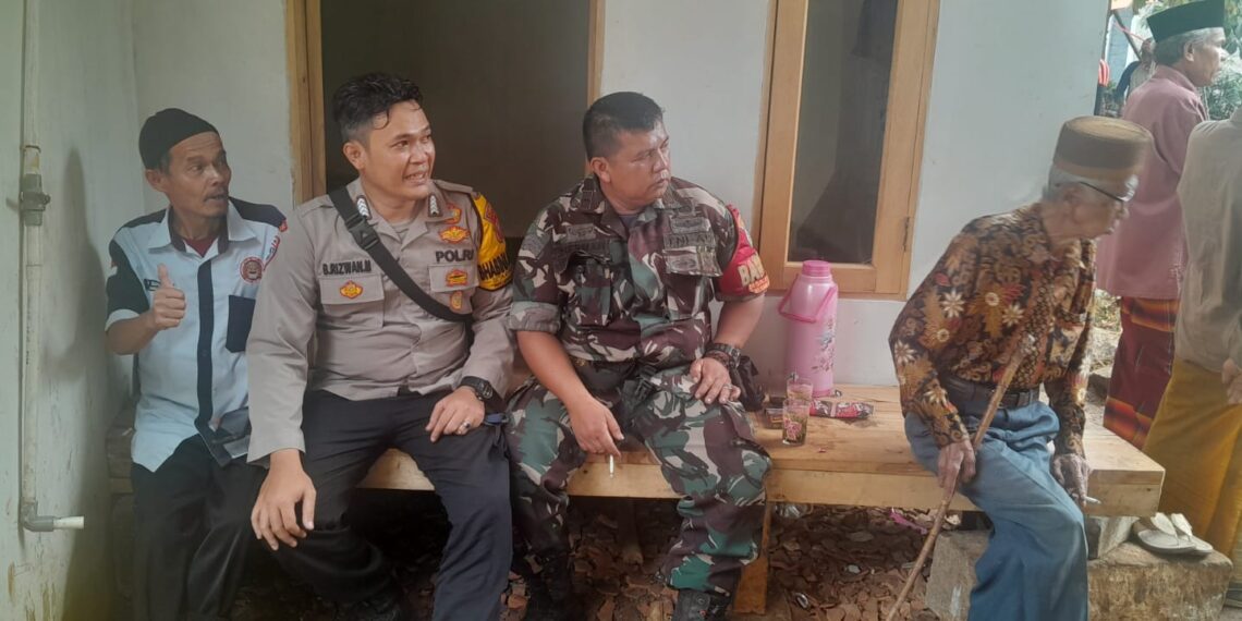 Patroli Sinergitas TNI-POLRI Dalam Menjaga Kamtibmas