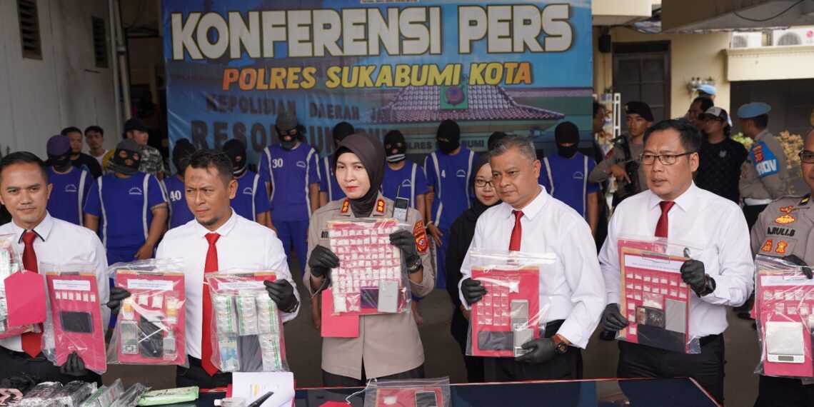 10 Terduga Pengedar Narkoba di Sukabumi Diamankan Polres Sukabumi Kota