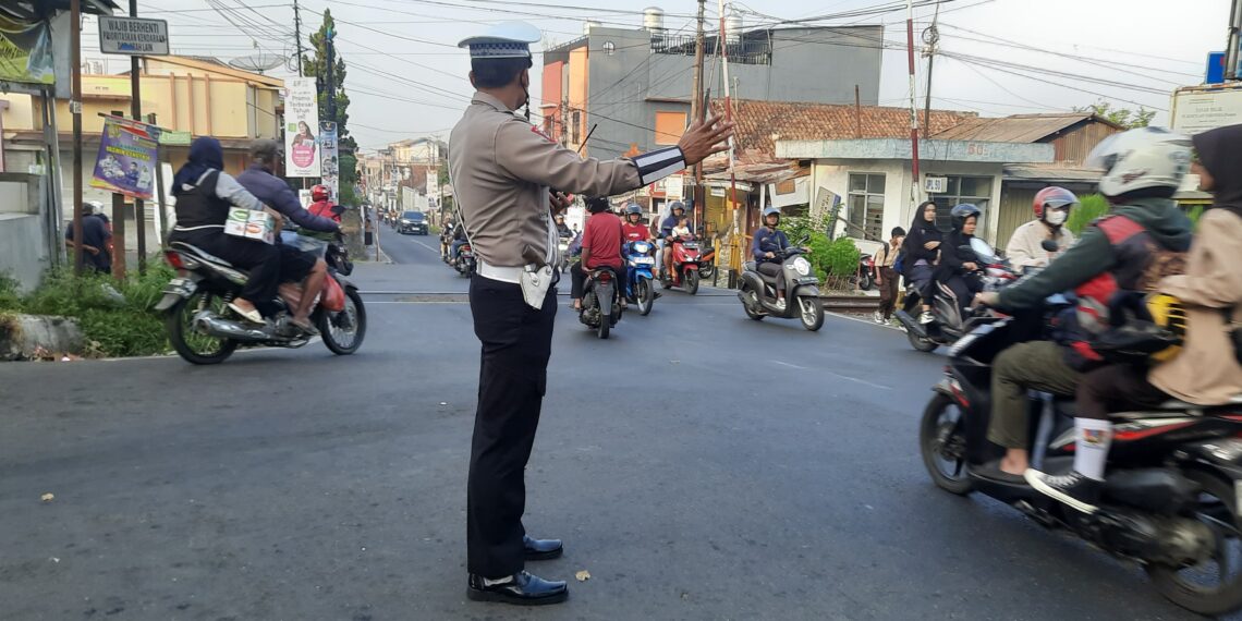 Gatur Lalu lintas pagi, Bentuk Pelayanan kepada Masyarakat guna terciptanya Kamseltibcar Lantas
