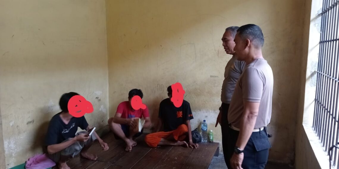 Pastikan Rutan kondusif.Kapolsek baros infeksi kondisi ruang tahanan