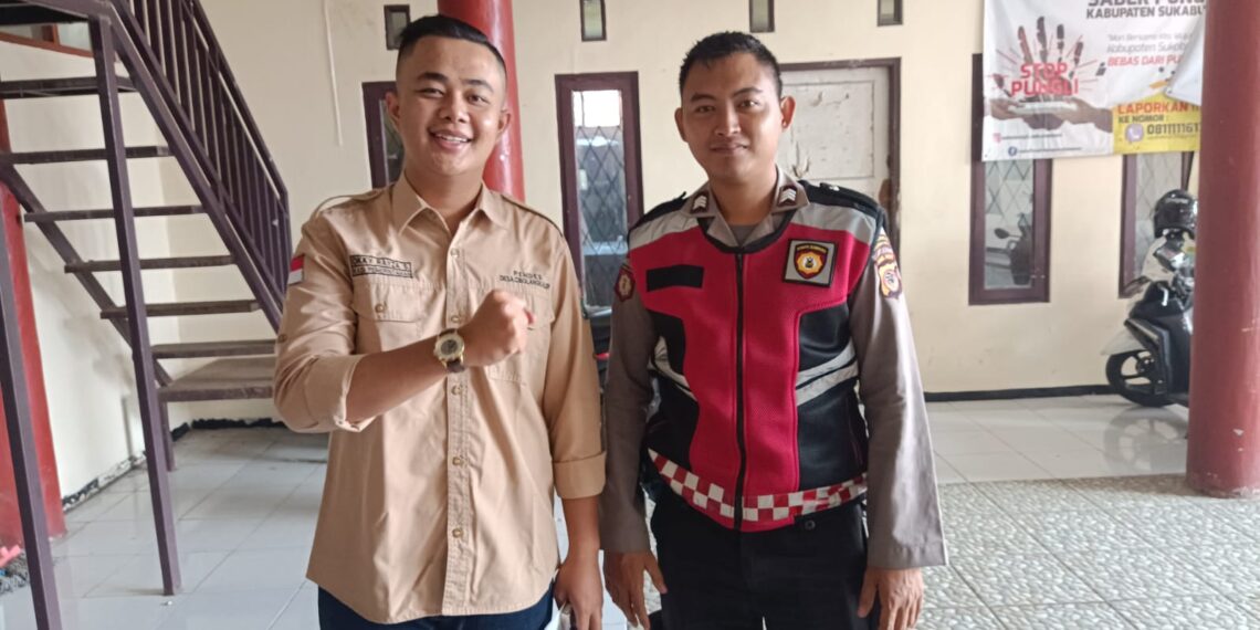 Berdialog Dengan Warga, Unit Samapta Polsek Cisaat   Dialogis Berikan Himbauan Kamtibmas