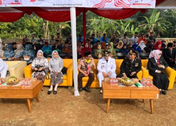 Kapolsek Cireunghas Hadiri Upacara Bendera HUT Proklamasi Kemerdekaan RI ke 79 Tingkat Kecamatan Cireunghas