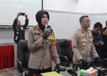 Gagalkan Aksi Tawuran Polisi di Sukabumi Amankan 12 Pemuda dan Puluhan Senjata Tajam