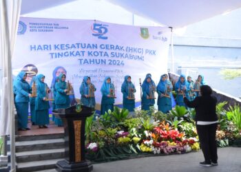 Penampilan Ketua Kader TP-PKK di Kelurahan Memukau di Peringatan HKG