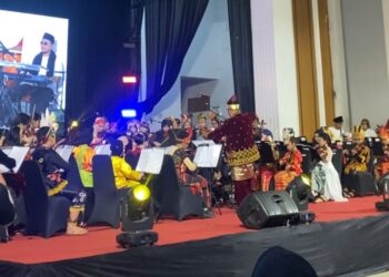 70 Violinist Berhasil Tampil Memukau dalam Konser Harmoni Nusantara