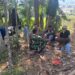 Sambangi Warga Jelang Pilkada Serentak, Polisi dan TNI di Sukabumi Edukasikan Kamtibmas