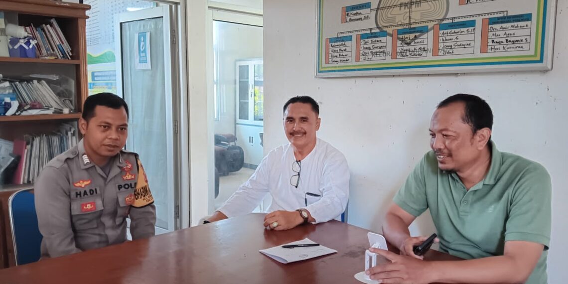 Bhabinkamtibmas Polsek Cikole Laksanakan Giat Sambang