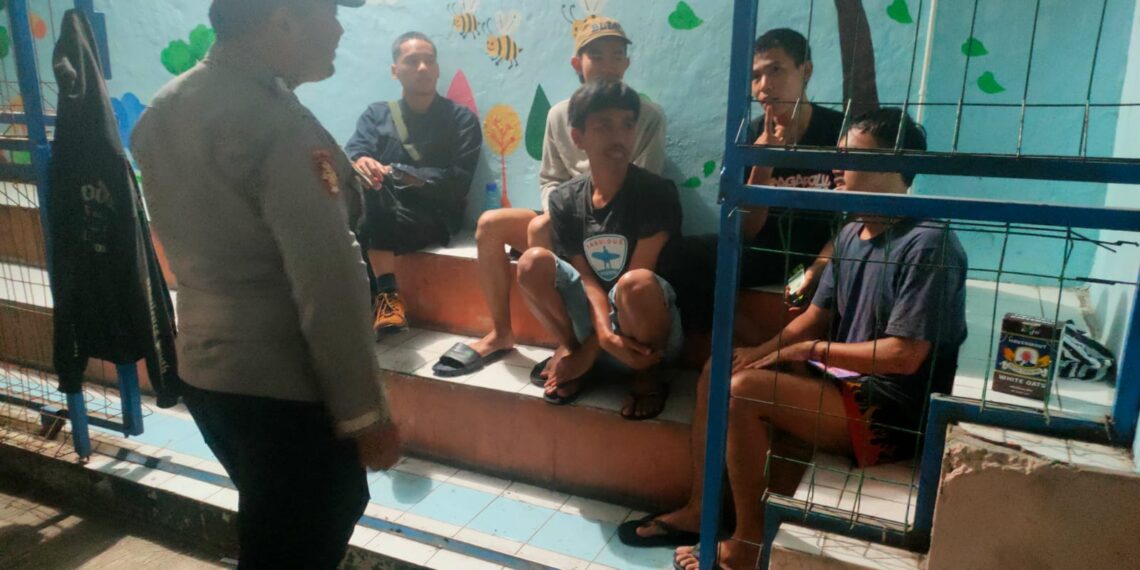 Jaga Kondusifitas, Polsek Cikole Tingkatkan Patroli Malam