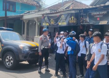 Polsek Kebonpedes Himbau Pelajar SMP Agar Tidak Terlibat Tawuran