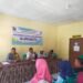 Bhabinkamtibmas Polsek Sukaraja Sukabumi Pantau Distribusi Dana Insentif RT
