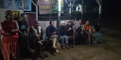 Antisipasi Gangguan Kamtibmas, Anggota Polsek Cireunghas Laksanakan Patroli Dialogis, Kontrol Dan Sambangi Pos Ronda Serta Pemukiman Warga