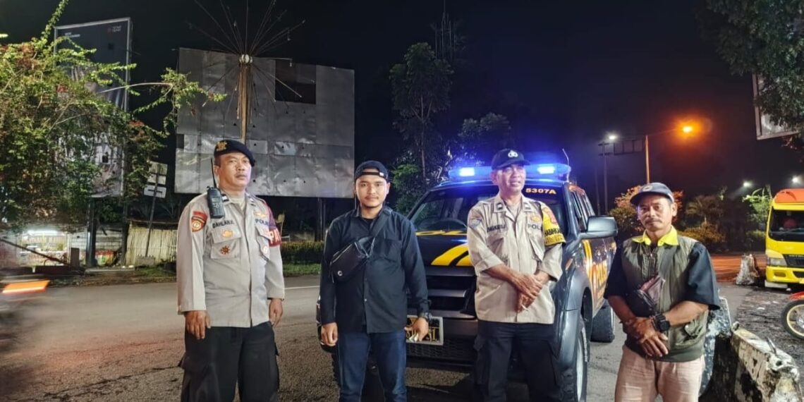 Polsek Lembursitu  Intensifkan Patroli Malam hari, Jaga Kamtibmas Tetap Kondusif