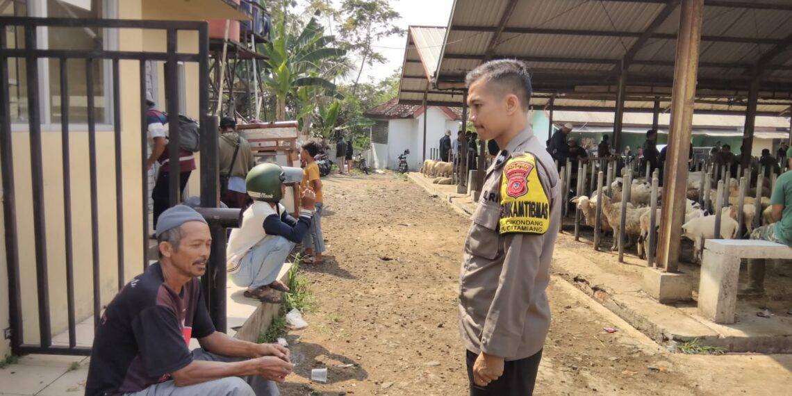 Guna menciptakan Keamanan dan Kondusif, Polsek Citamiang Patroli Dialogis