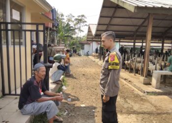 Guna menciptakan Keamanan dan Kondusif, Polsek Citamiang Patroli Dialogis