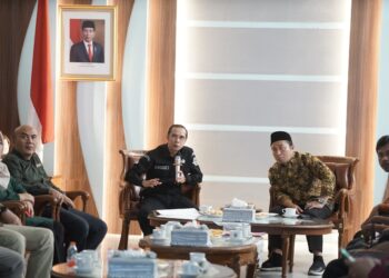 Tiga Pelayanan Publik di Presentasikan Dalam Monev Visitasi Informasi Pelayanan Publik