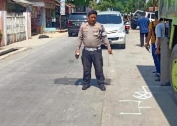 Kecelakaan Beruntun di Jalan Pelabuhan II Sukabumi Satu Mobil Terbalik. Satu Orang Masuk Rumah Sakit