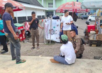 Saling Serang Anak STM di Lapang Merdeka Kota Sukabumi. Ada Bawa Celurit dan Golok