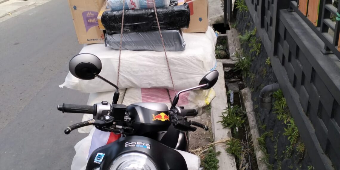 Asep Seorang Kurir Ekspedisi Motor dan Paketnya Lenyap Dicuri Saat Terparkir