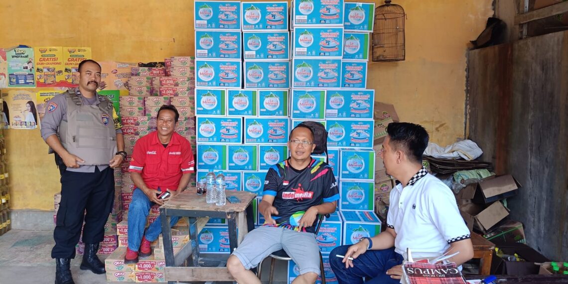 Datangi Warga Langsung, Babinkamtibmas Berikan Himbauan Gukamtibmas